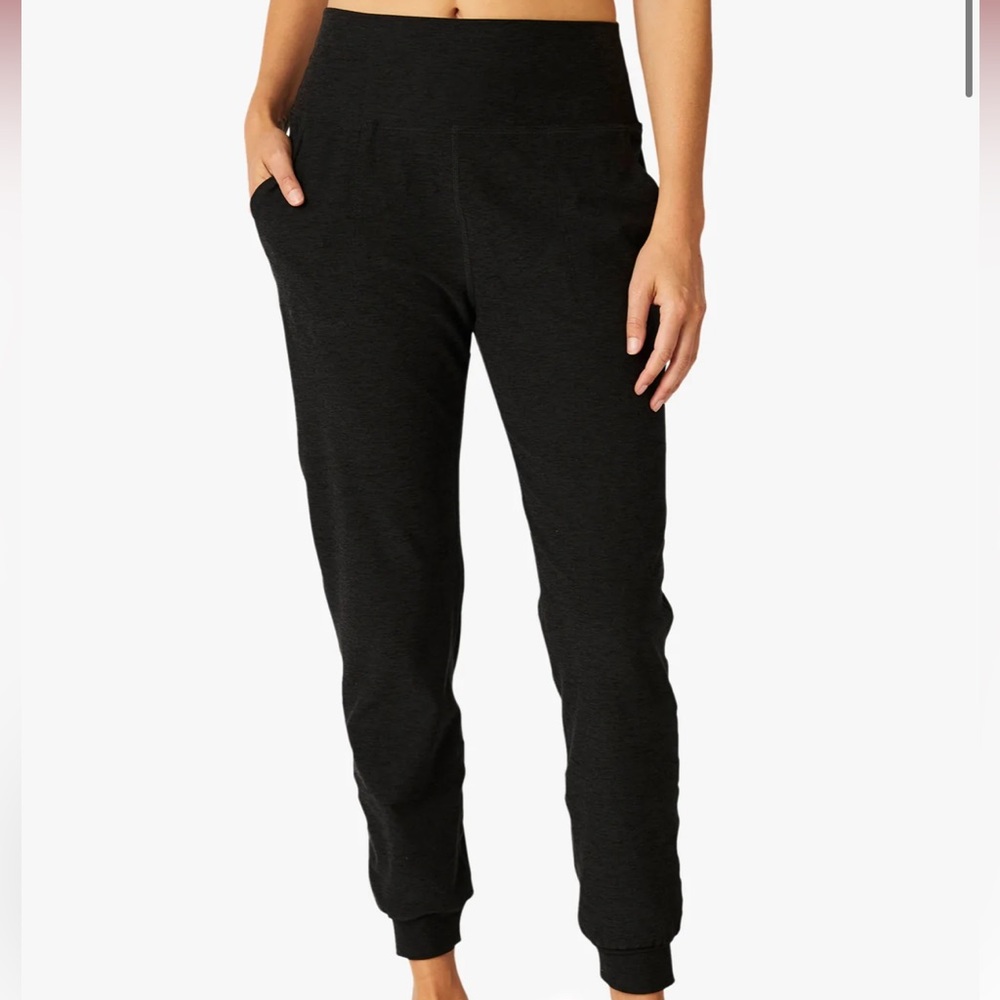 NWT Beyond Yoga Spacedye Midi Jogger